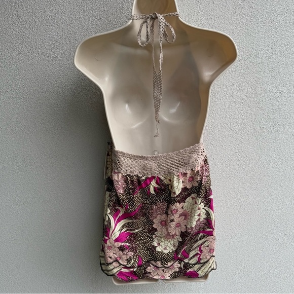 Free People Kitschy Floral Print & Crochet Halter Large - Picture 6 of 10